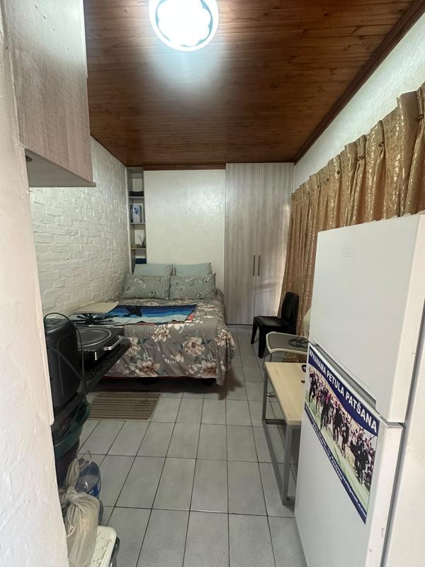 To Let 1 Bedroom Property for Rent in Murrayfield Gauteng
