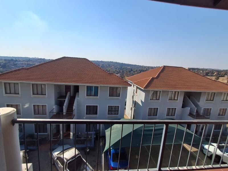 2 Bedroom Property for Sale in Winchester Hills Gauteng