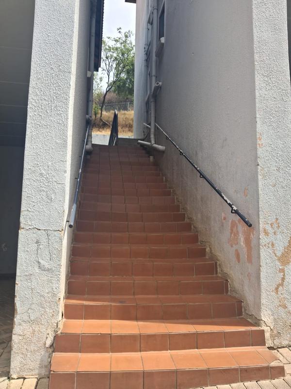 2 Bedroom Property for Sale in Winchester Hills Gauteng