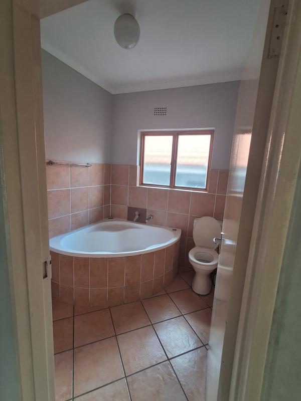 2 Bedroom Property for Sale in Winchester Hills Gauteng