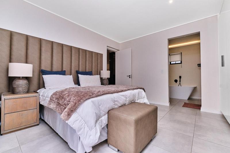 1 Bedroom Property for Sale in Hyde Park Gauteng
