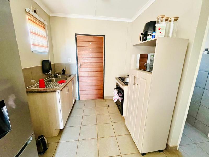 To Let 3 Bedroom Property for Rent in Protea Glen Gauteng