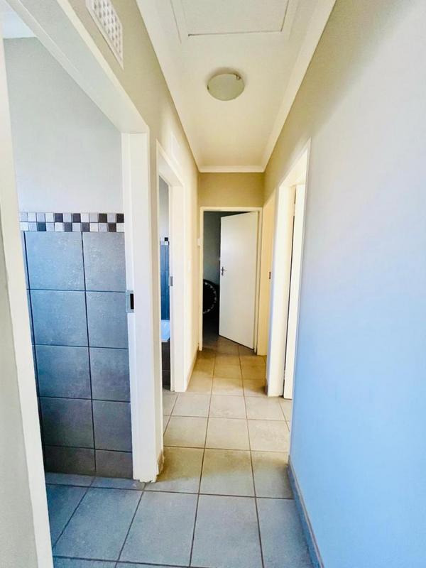 To Let 3 Bedroom Property for Rent in Protea Glen Gauteng