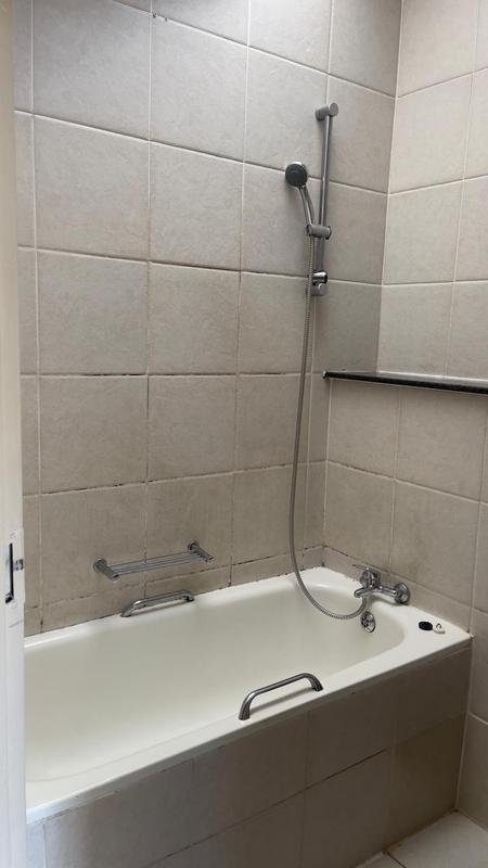 2 Bedroom Property for Sale in Atholl Gauteng