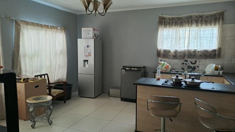To Let 3 Bedroom Property for Rent in Marlands Gauteng