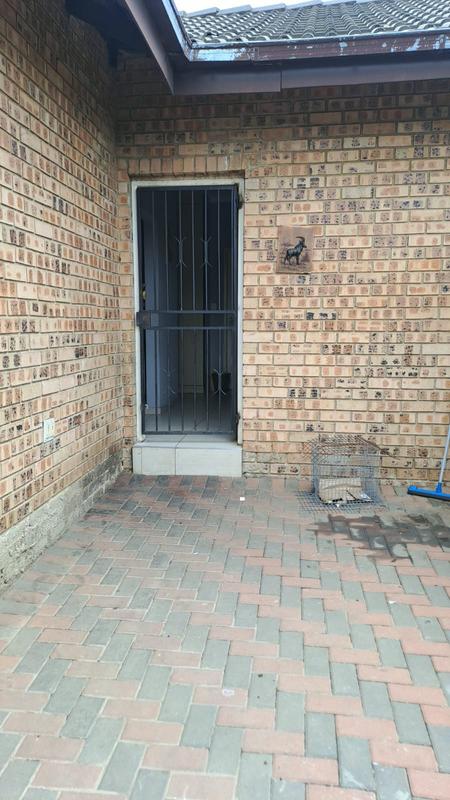 To Let 3 Bedroom Property for Rent in Marlands Gauteng