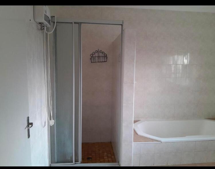 To Let 1 Bedroom Property for Rent in Kensington Gauteng