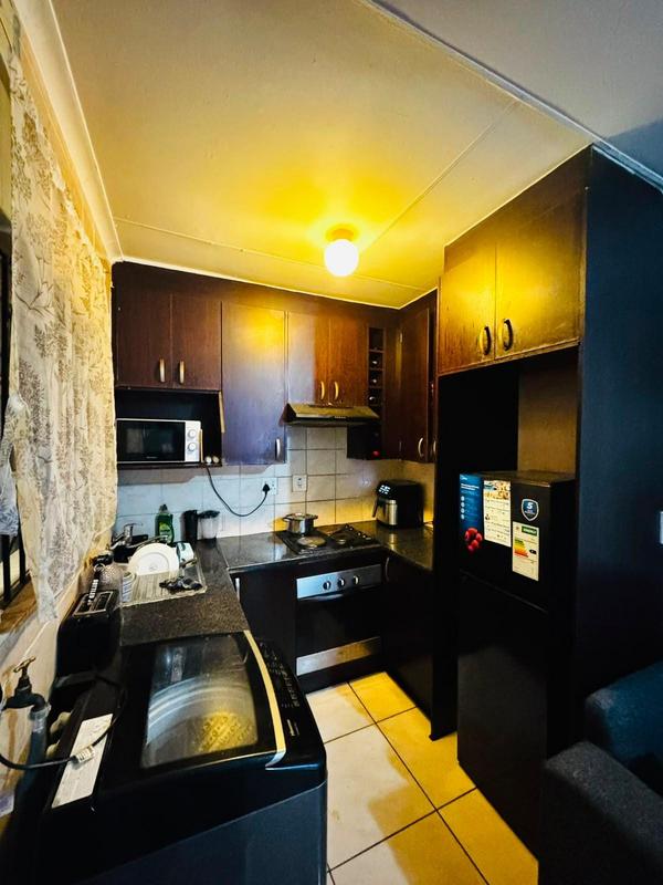 2 Bedroom Property for Sale in Fleurhof Gauteng
