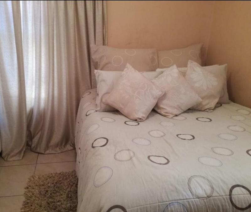 2 Bedroom Property for Sale in Fleurhof Gauteng