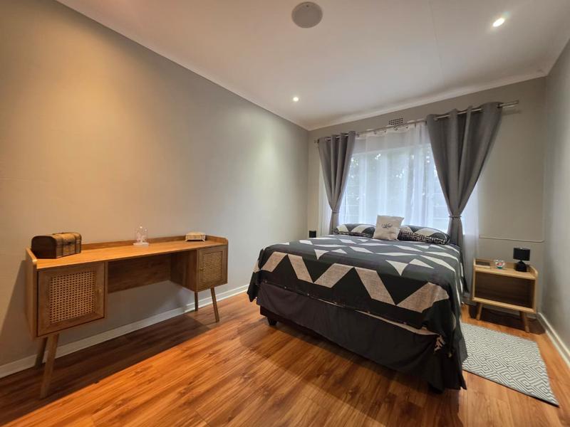 2 Bedroom Property for Sale in Brackenhurst Gauteng