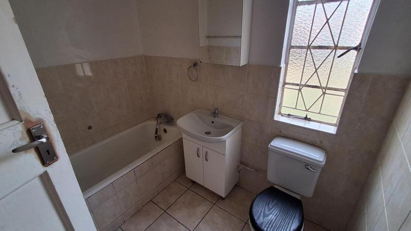 4 Bedroom Property for Sale in Selection Park Gauteng