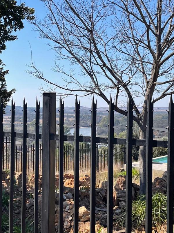 0 Bedroom Property for Sale in Vaaloewer Gauteng
