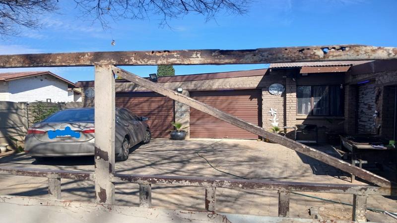 3 Bedroom Property for Sale in Vanderbijlpark CE 2 Gauteng