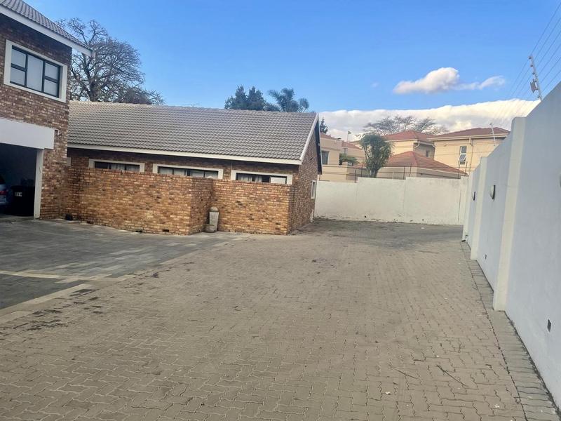 To Let 2 Bedroom Property for Rent in Glenhazel Gauteng