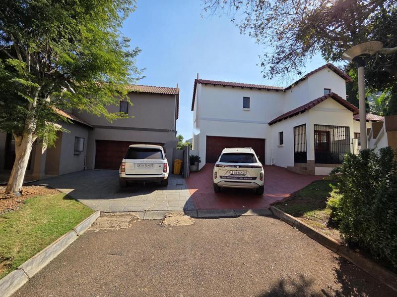 3 Bedroom Property for Sale in Bronberg Gauteng