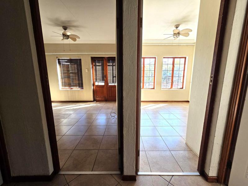 3 Bedroom Property for Sale in Bronberg Gauteng