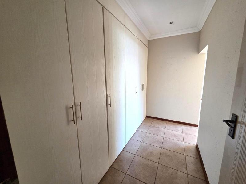 3 Bedroom Property for Sale in Bronberg Gauteng