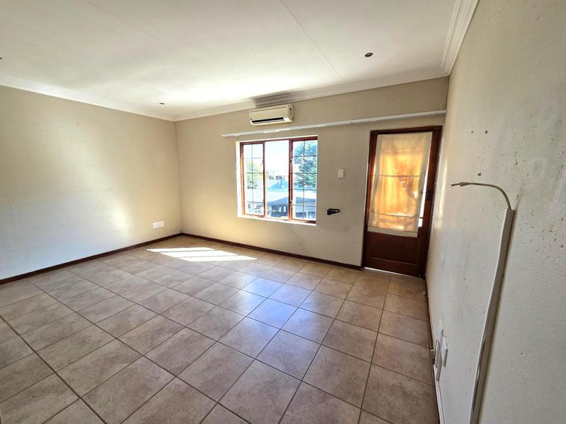 3 Bedroom Property for Sale in Bronberg Gauteng