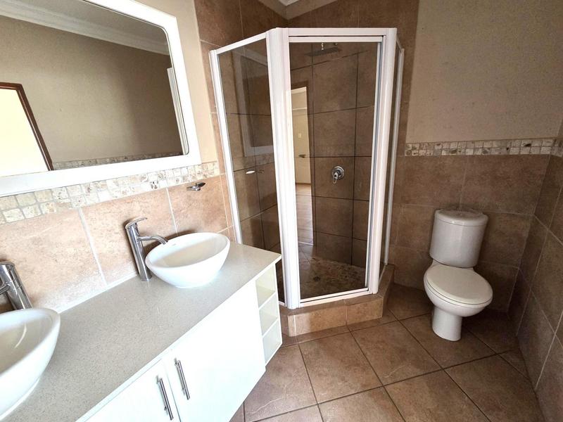 3 Bedroom Property for Sale in Bronberg Gauteng