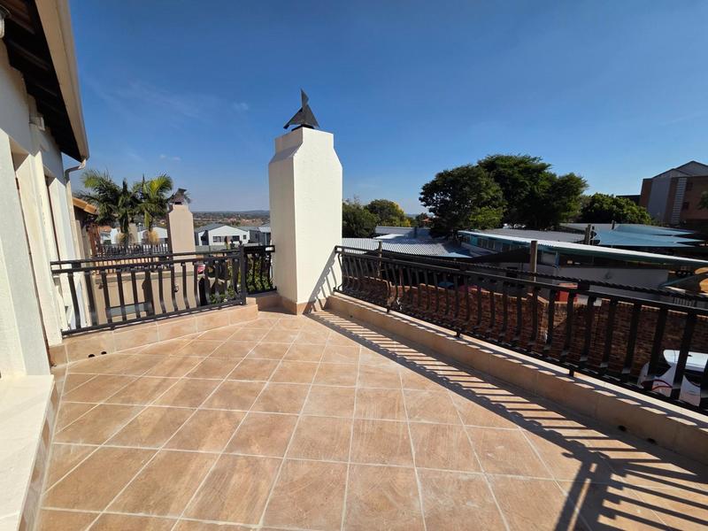 3 Bedroom Property for Sale in Bronberg Gauteng