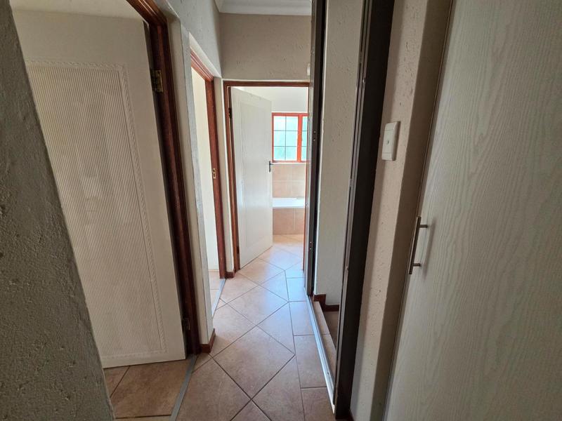 3 Bedroom Property for Sale in Bronberg Gauteng