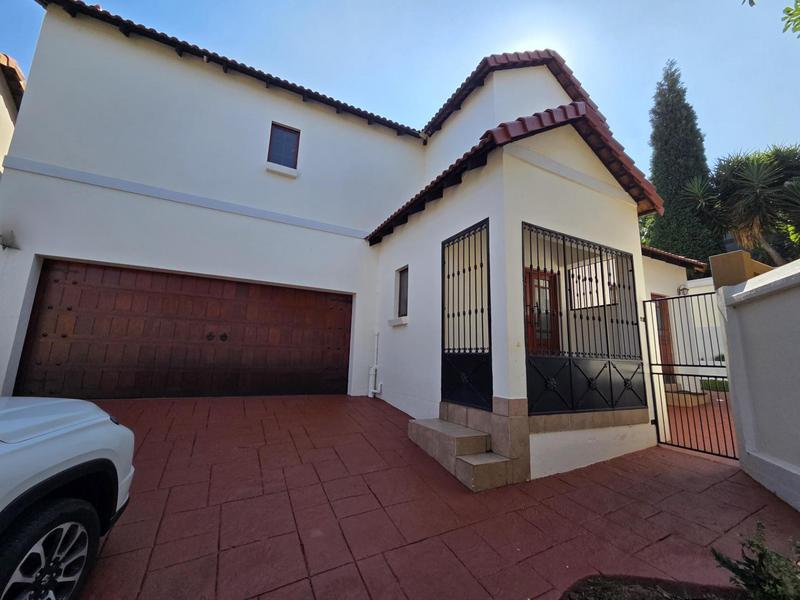 3 Bedroom Property for Sale in Bronberg Gauteng
