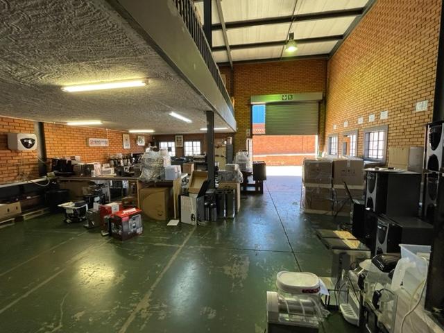 To Let Commercial Property for Rent in Hennopspark Gauteng