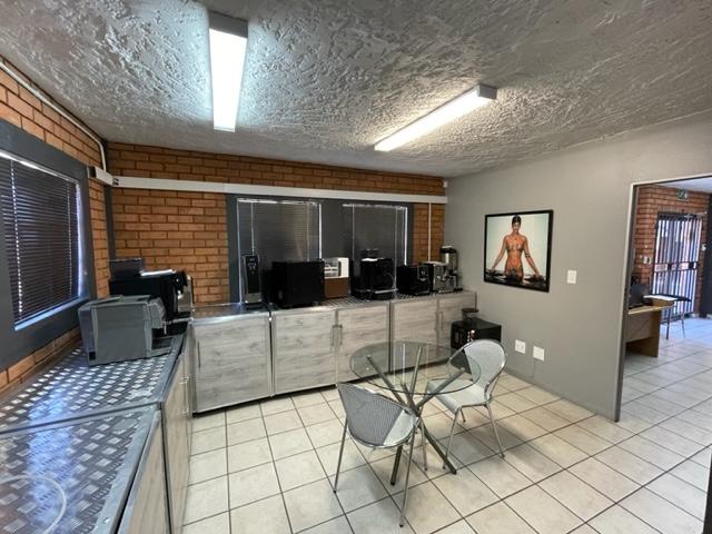 To Let Commercial Property for Rent in Hennopspark Gauteng