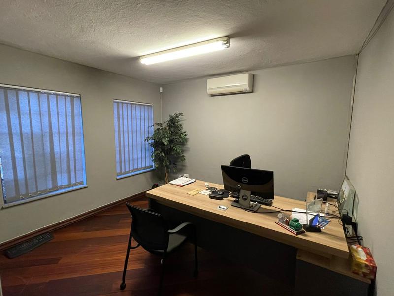 To Let Commercial Property for Rent in Hennopspark Gauteng