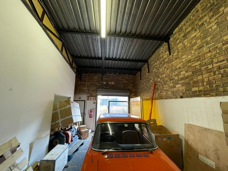 To Let Commercial Property for Rent in Hennopspark Gauteng
