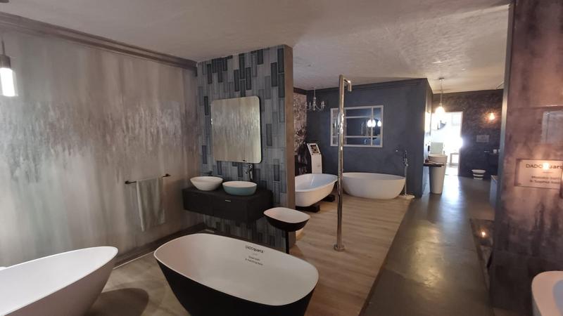 To Let Commercial Property for Rent in Hennopspark Gauteng