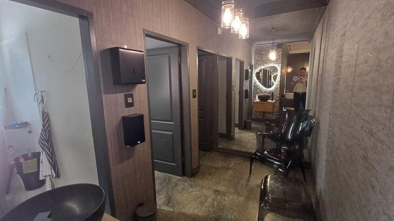 To Let Commercial Property for Rent in Hennopspark Gauteng