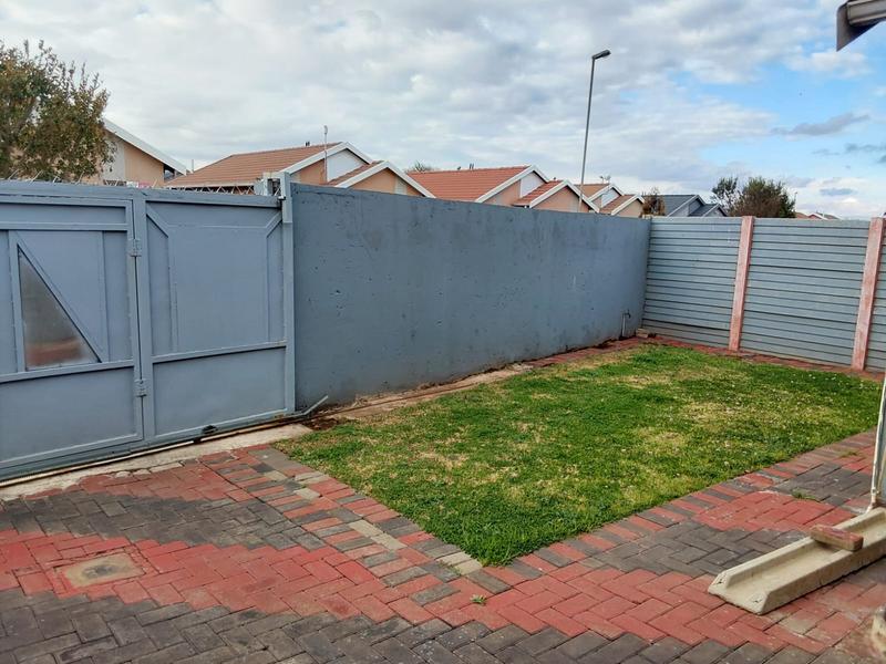 3 Bedroom Property for Sale in Sky City Gauteng