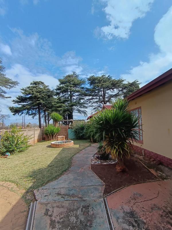 5 Bedroom Property for Sale in Hazeldene Gauteng