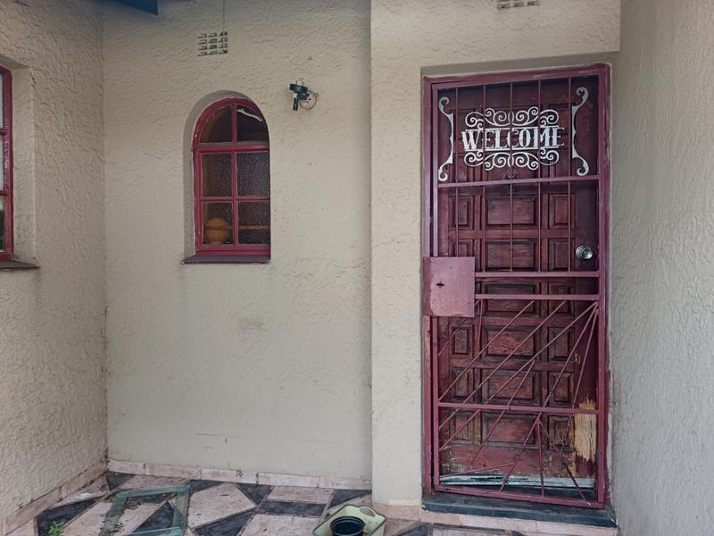 5 Bedroom Property for Sale in Hazeldene Gauteng