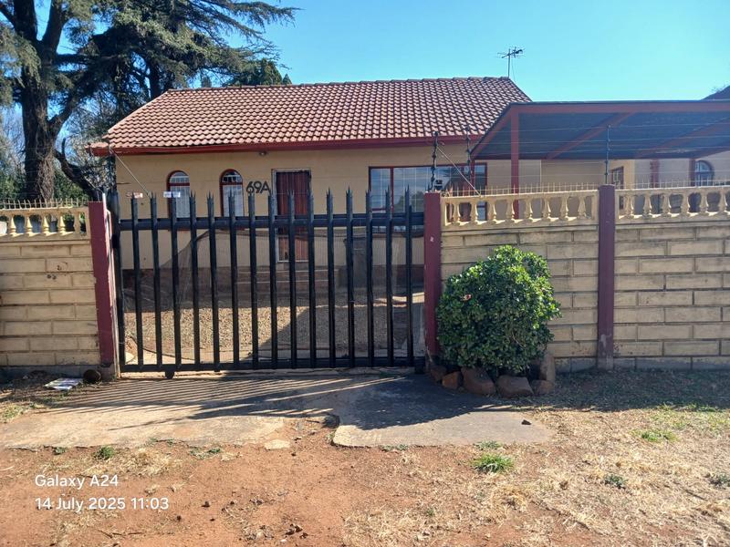 5 Bedroom Property for Sale in Hazeldene Gauteng