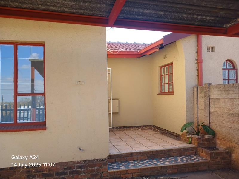 5 Bedroom Property for Sale in Hazeldene Gauteng