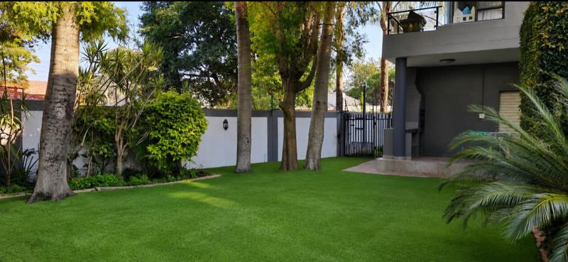 To Let 5 Bedroom Property for Rent in Waterkloof Ridge Gauteng