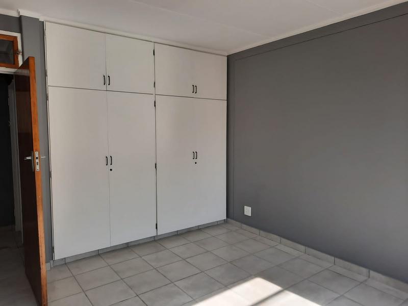 2 Bedroom Property for Sale in Vanderbijlpark SW 1 Gauteng