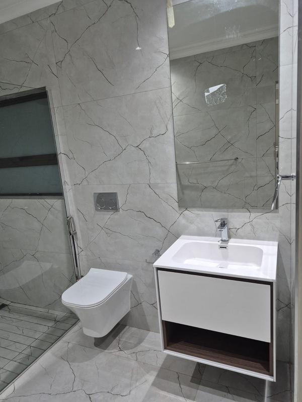 To Let 5 Bedroom Property for Rent in Eldoglen Gauteng
