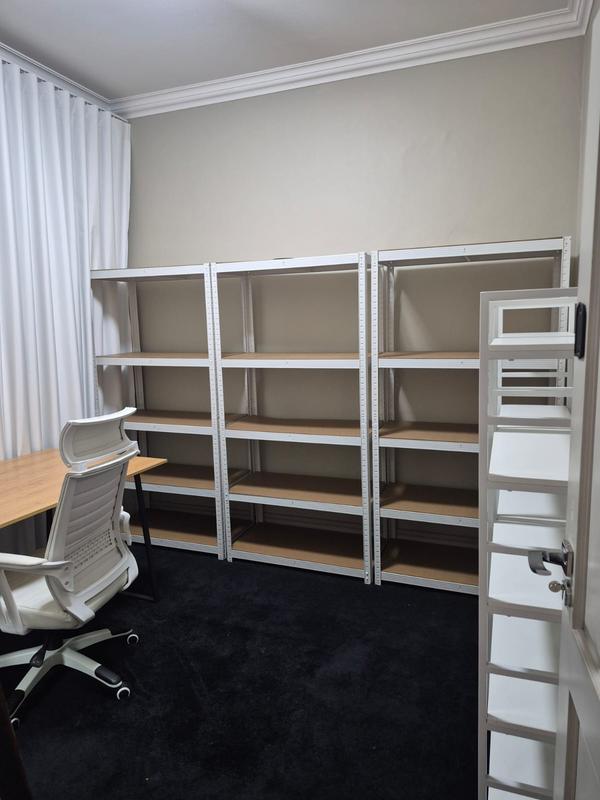 5 Bedroom Property for Sale in Eldoglen Gauteng