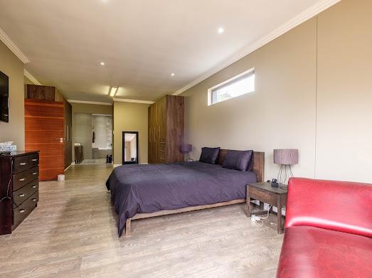 4 Bedroom Property for Sale in Brackenhurst Gauteng