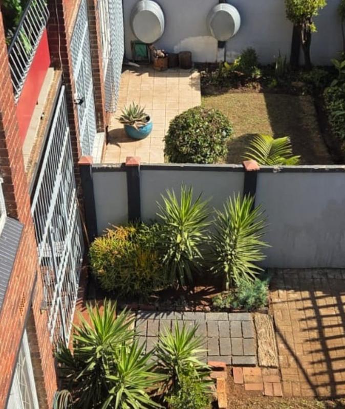 2 Bedroom Property for Sale in New Redruth Gauteng