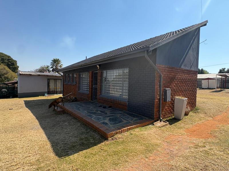 3 Bedroom Property for Sale in Witpoortjie Gauteng