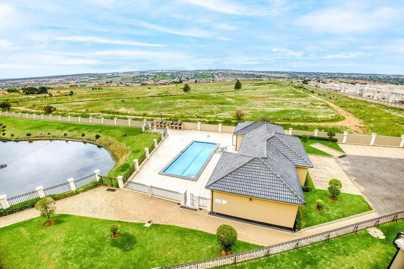 3 Bedroom Property for Sale in Blue Hills Gauteng