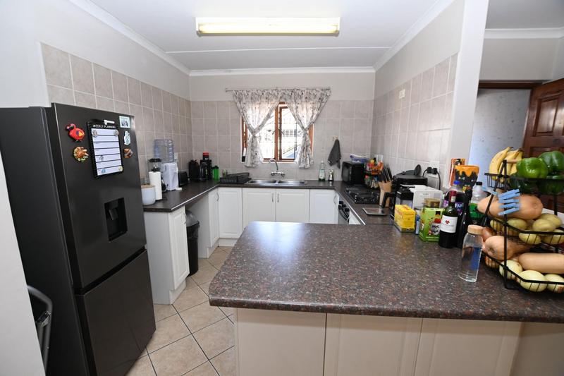 2 Bedroom Property for Sale in Bryanston Gauteng