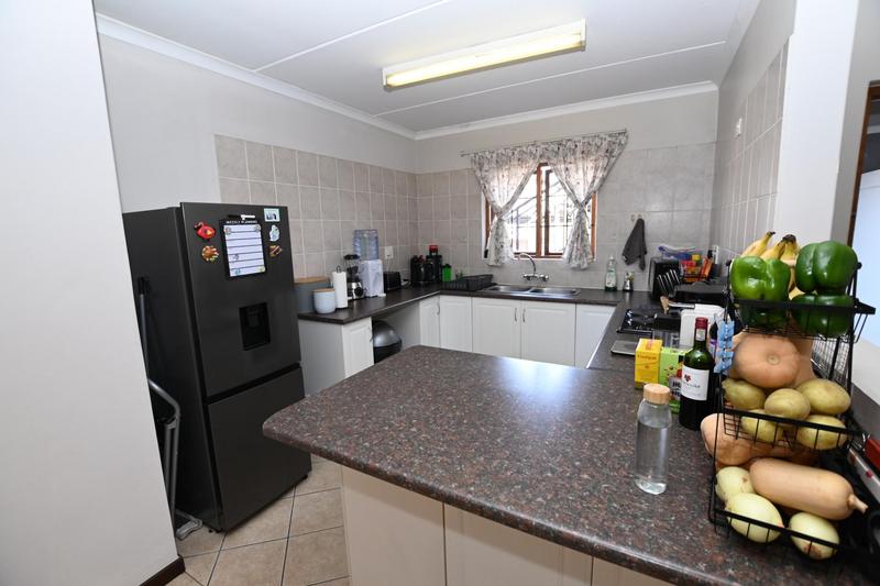 2 Bedroom Property for Sale in Bryanston Gauteng