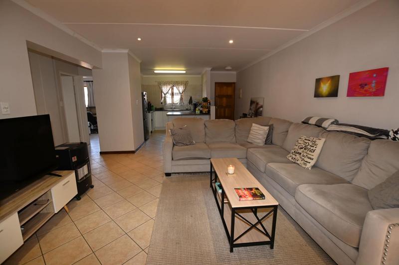 2 Bedroom Property for Sale in Bryanston Gauteng