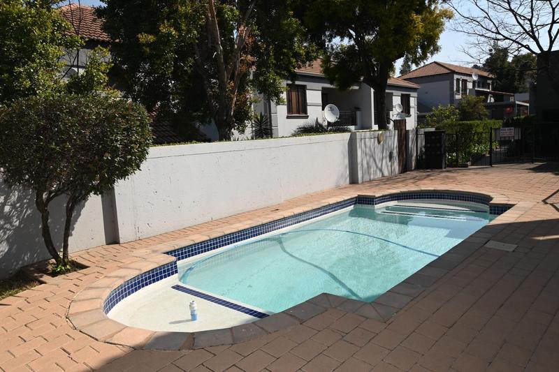 2 Bedroom Property for Sale in Bryanston Gauteng