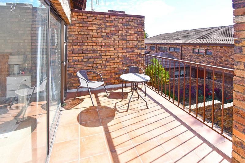 3 Bedroom Property for Sale in Magaliessig Gauteng